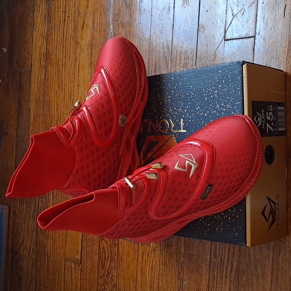 Tronus Red high tops - Picture 1 of 5